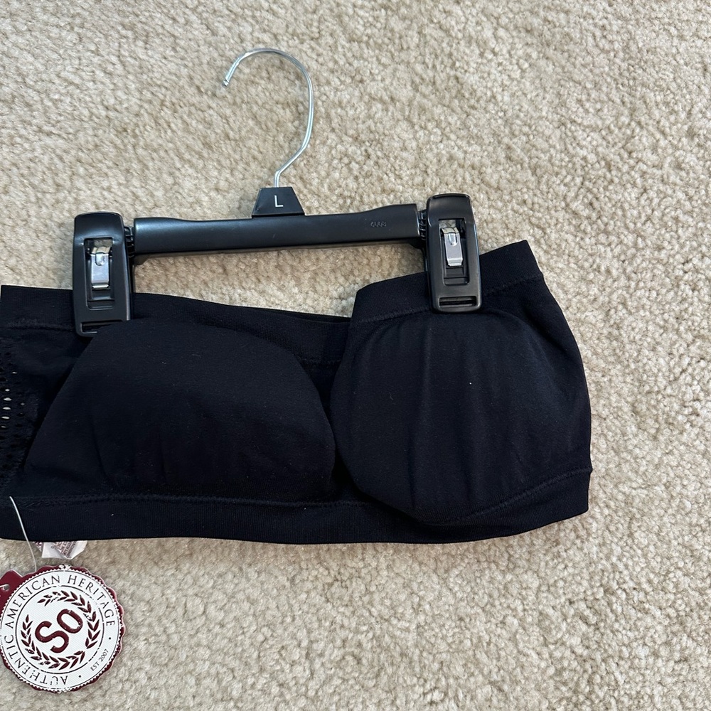 SO Black Strapless Bra